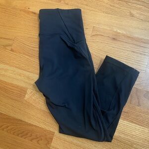 Women's Lululemon Capri Leggings